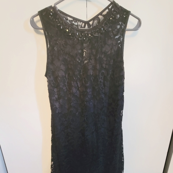 Black knee length dress - Picture 1 of 2